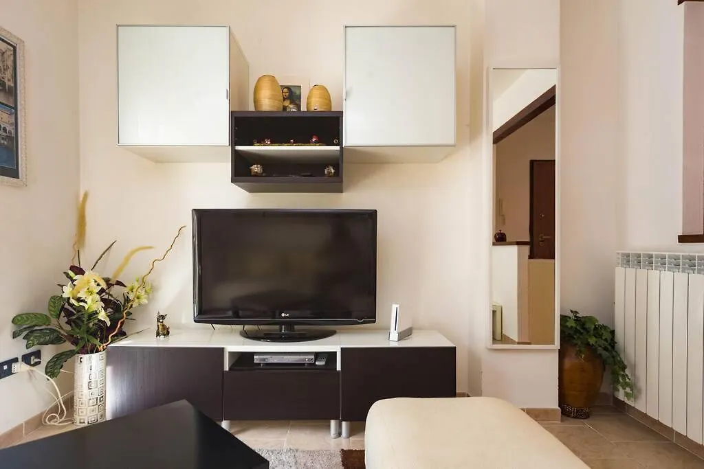 Modern Apartment Bubu Casa Borgonovo 0*,  Italia