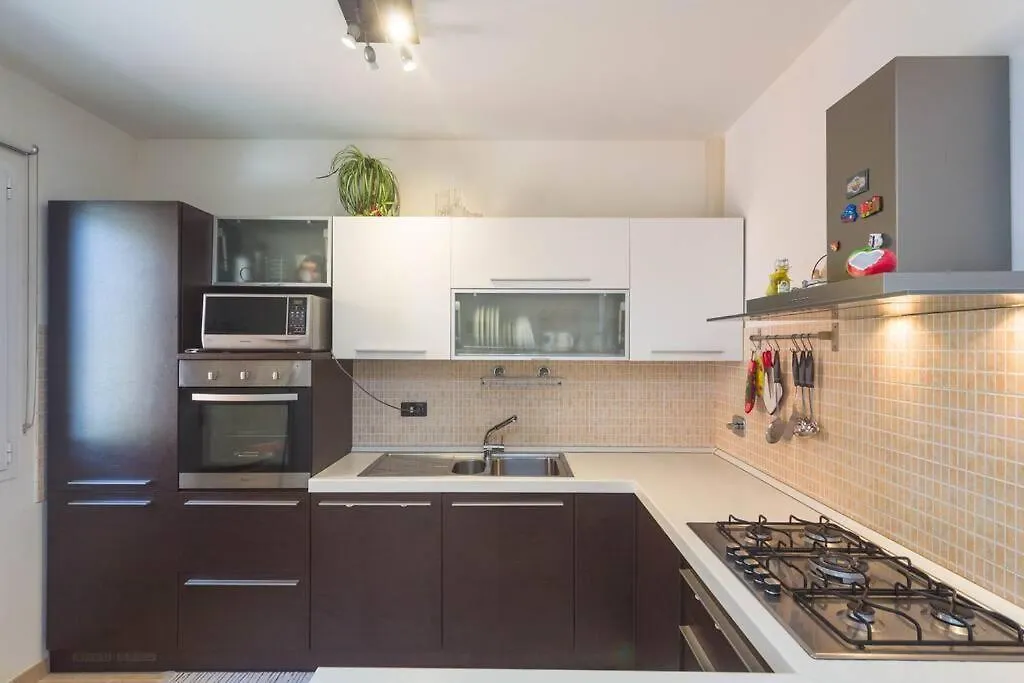 Modern Apartment Bubu Casa Borgonovo
