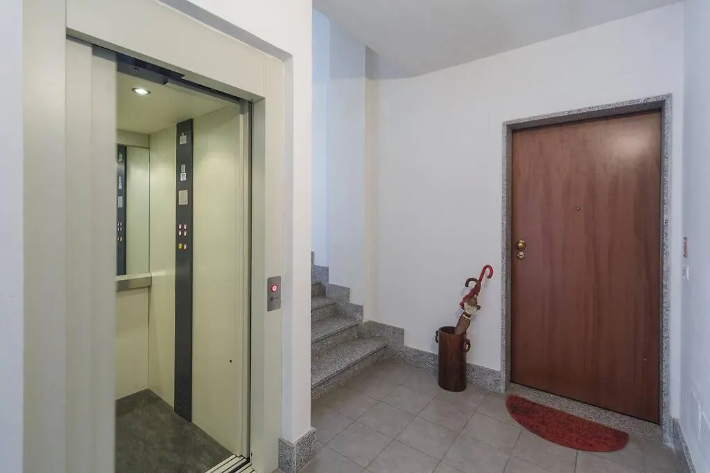 Modern Apartment Bubu Casa Borgonovo