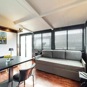 Mikka Studios: Luxury , Bari Italia